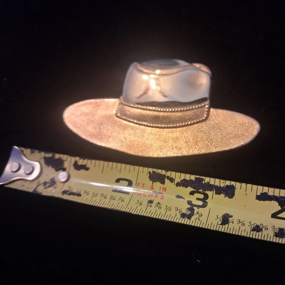 N/A elegant goldtone